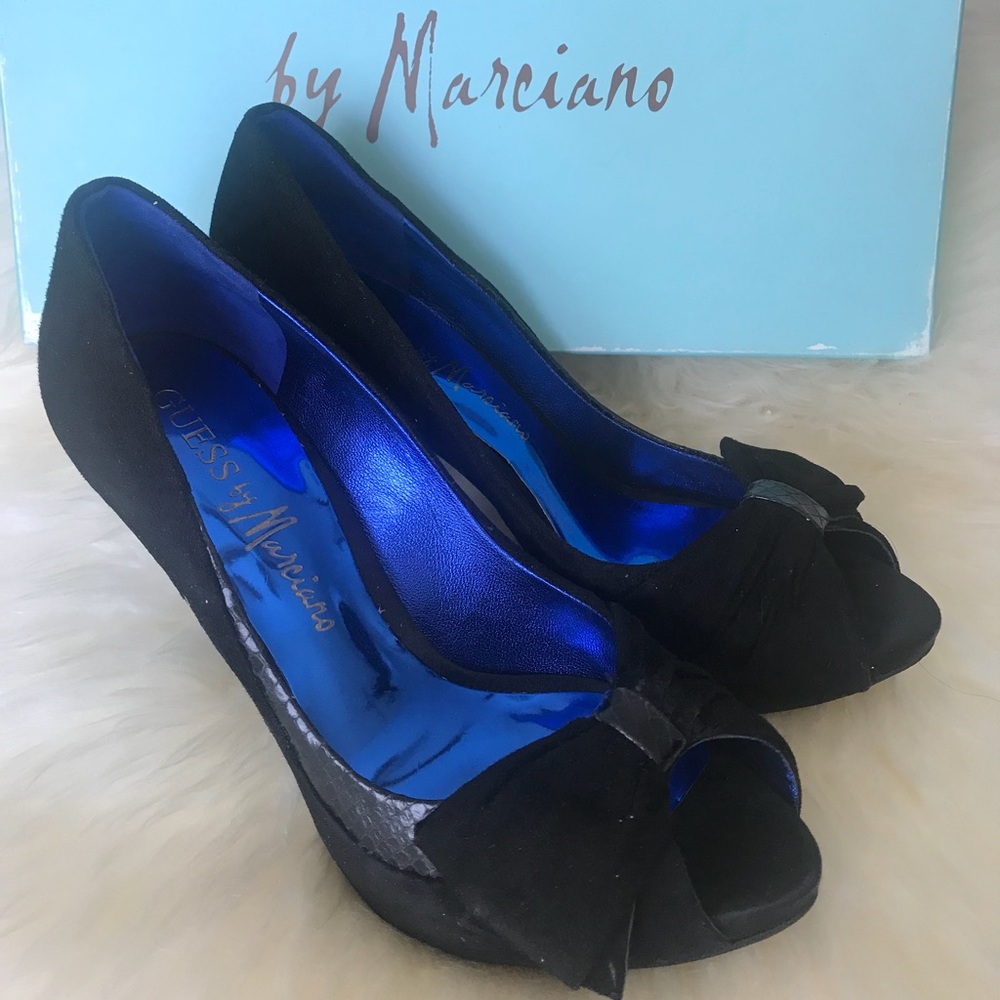 Black Guess by Marciano pumps
